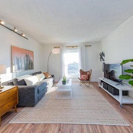 Music Row Retreat - 3 Beds, 1 Bedroom, Pool, Parking Nashville Ngoại thất bức ảnh